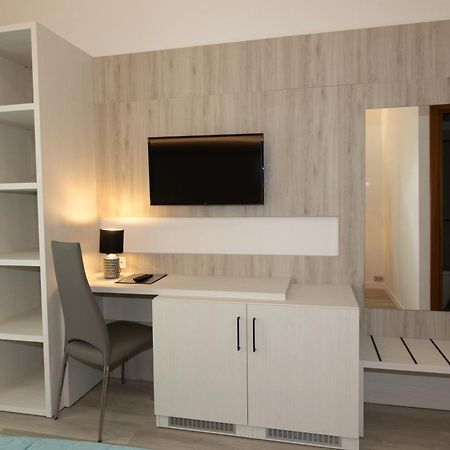 Hotel & Aparthotel Carinthia S ليدو دي يسولو المظهر الخارجي الصورة
