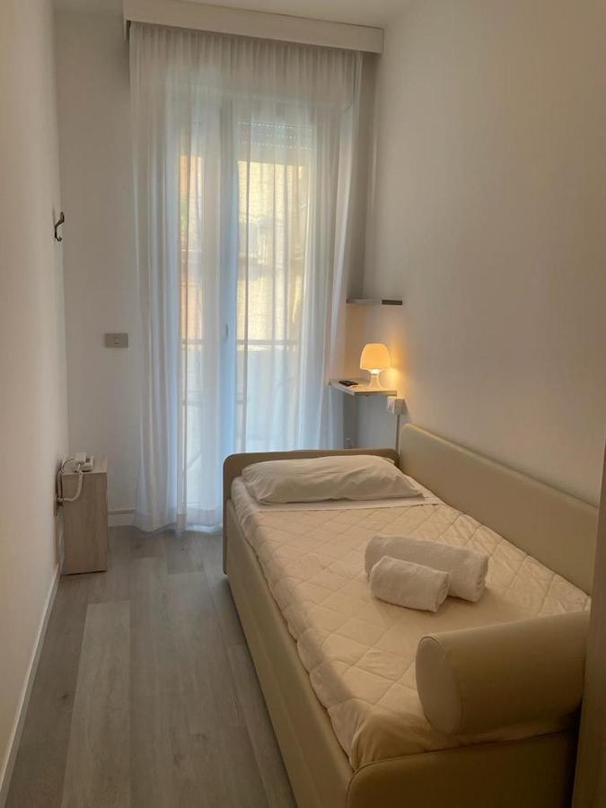 Hotel & Aparthotel Carinthia S ليدو دي يسولو المظهر الخارجي الصورة