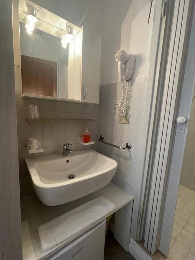 Hotel & Aparthotel Carinthia S ليدو دي يسولو المظهر الخارجي الصورة