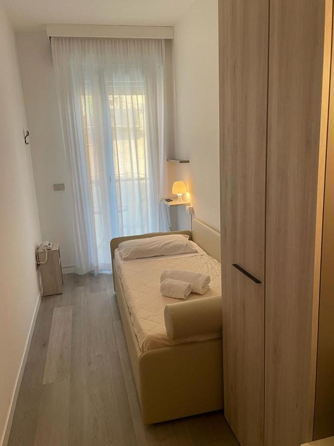 Hotel & Aparthotel Carinthia S ليدو دي يسولو المظهر الخارجي الصورة