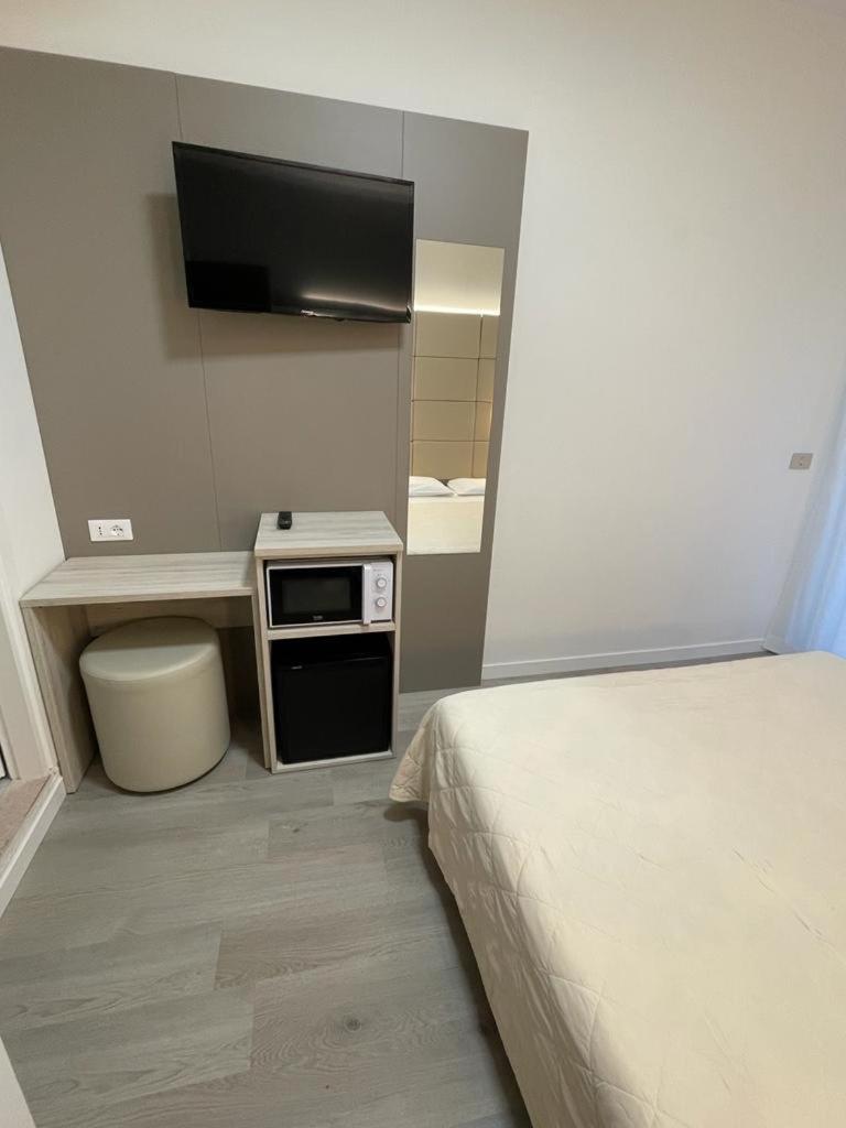 Hotel & Aparthotel Carinthia S ليدو دي يسولو المظهر الخارجي الصورة