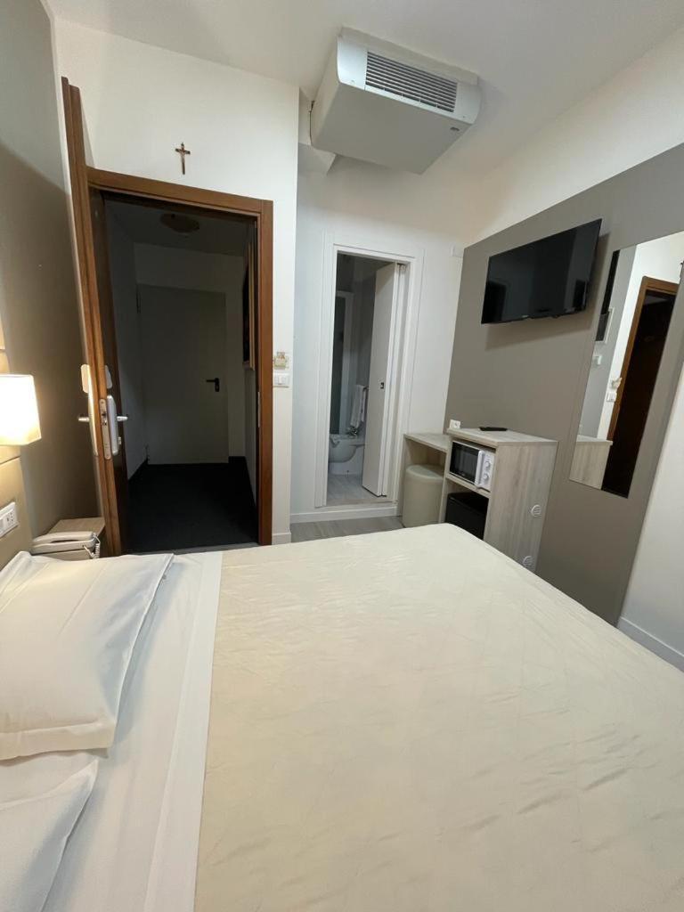 Hotel & Aparthotel Carinthia S ليدو دي يسولو المظهر الخارجي الصورة