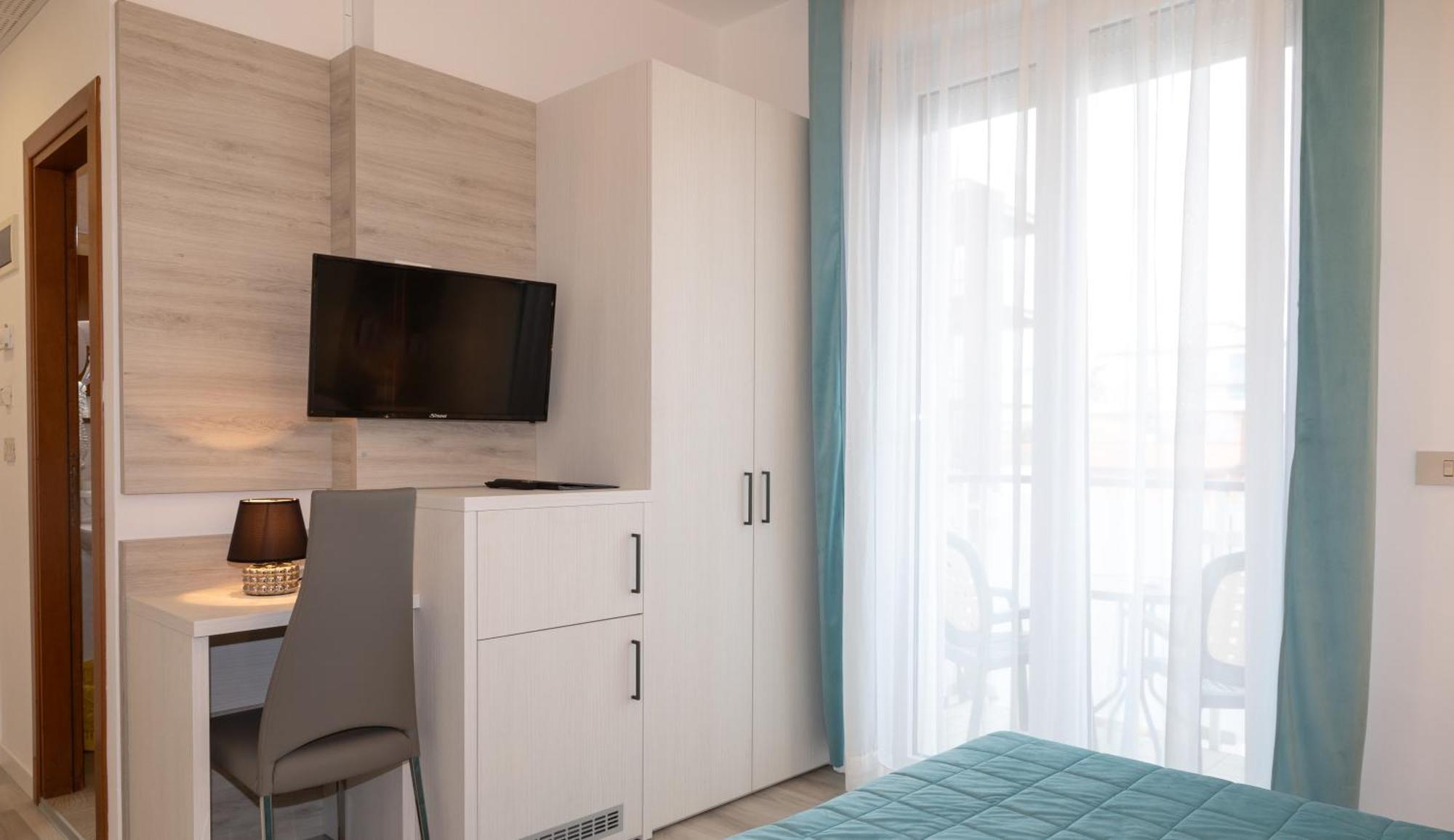Hotel & Aparthotel Carinthia S ليدو دي يسولو المظهر الخارجي الصورة