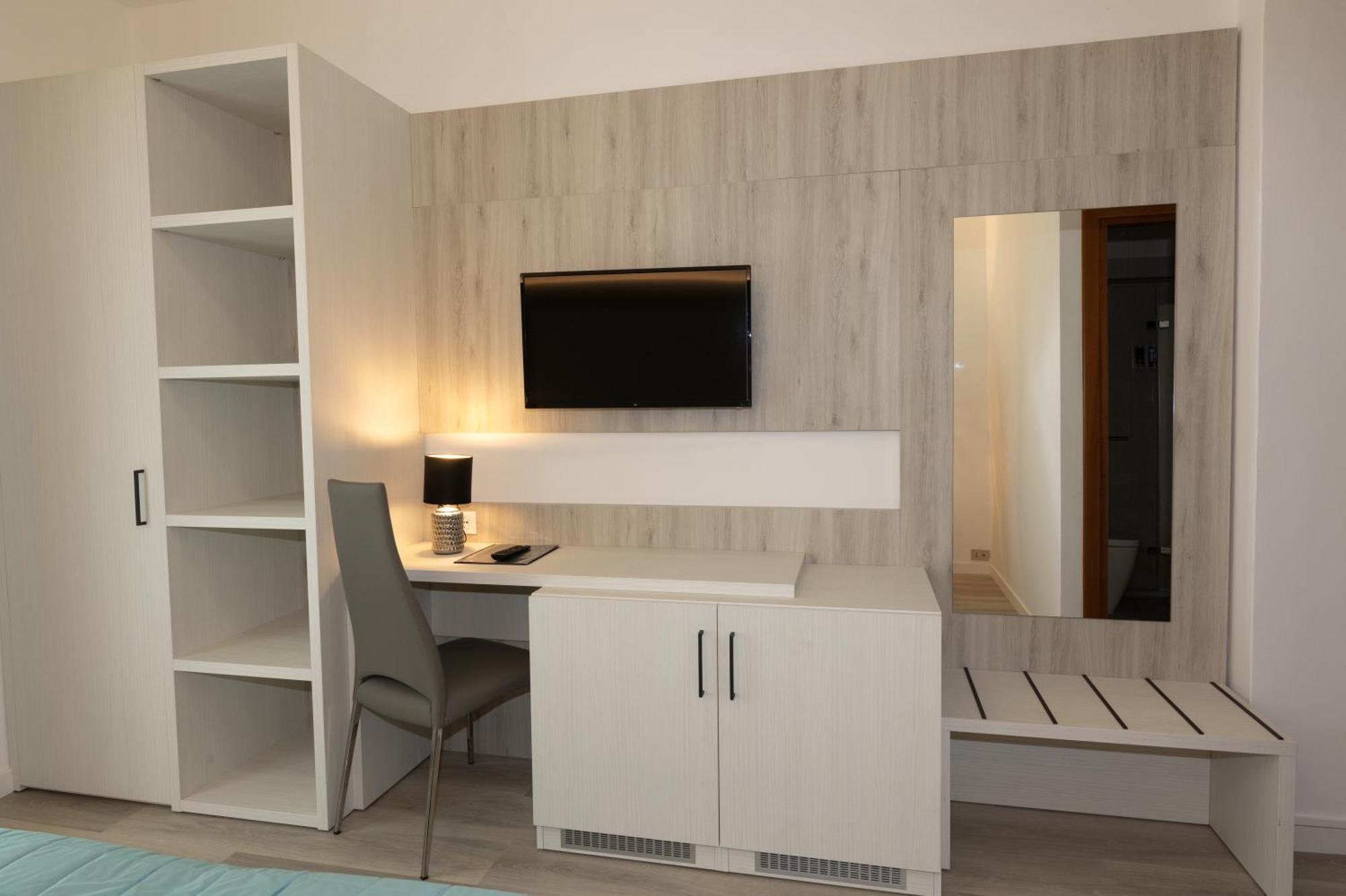 Hotel & Aparthotel Carinthia S ليدو دي يسولو المظهر الخارجي الصورة